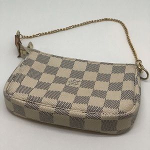 AUTHENTIC LV Mini Pochette Accessoires Demier Azur- cross body chain included